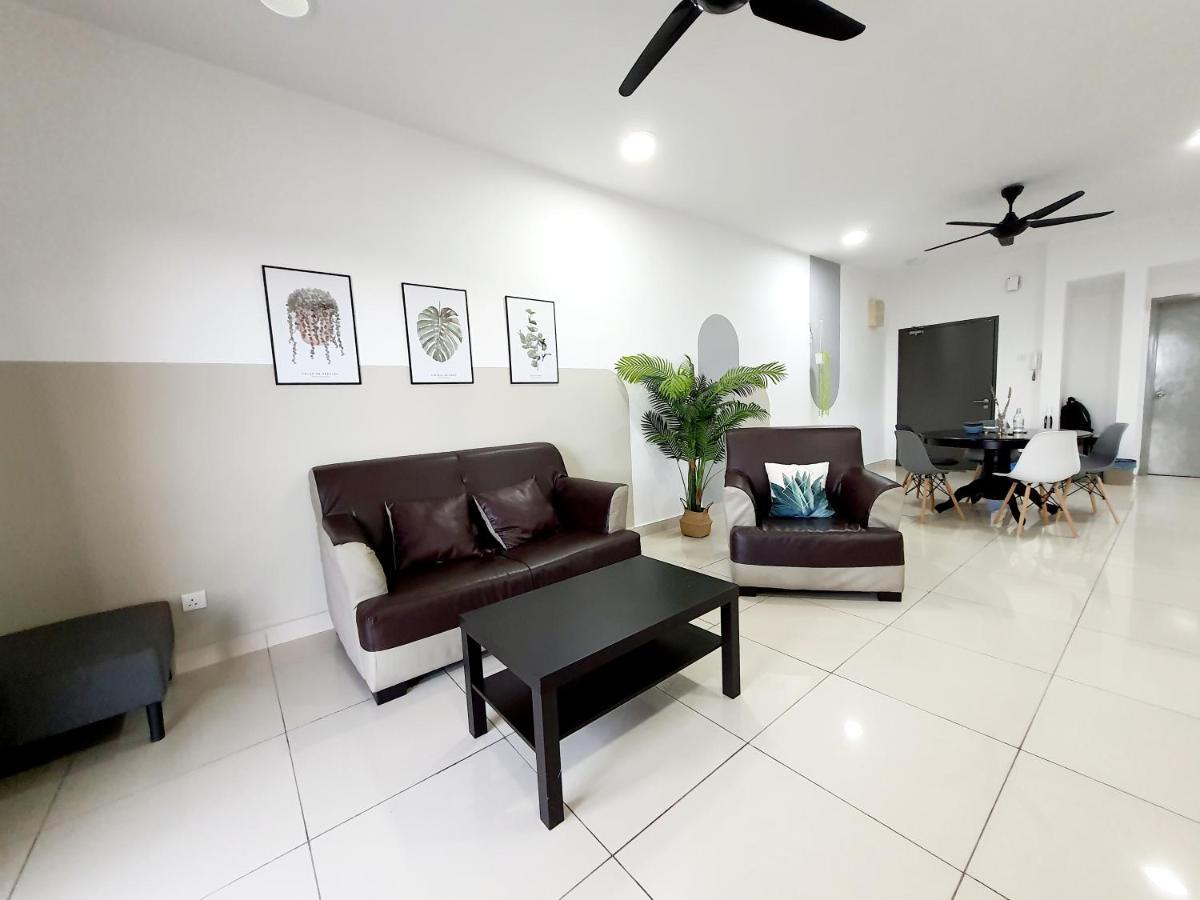 Residensi Flora Appartement Seri Kembangan Buitenkant foto