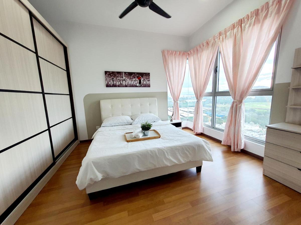 Residensi Flora Appartement Seri Kembangan Buitenkant foto